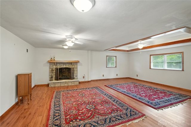 5052 Dobbs Drive, Washington Twp, OH 45440