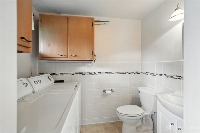 5052 Dobbs Drive, Washington Twp, OH 45440