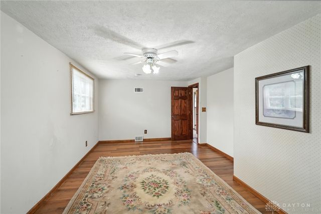 5052 Dobbs Drive, Washington Twp, OH 45440