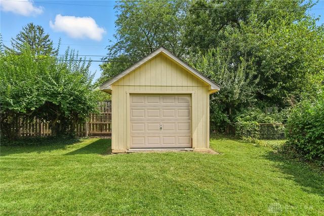 5052 Dobbs Drive, Washington Twp, OH 45440