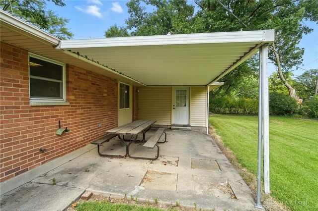5052 Dobbs Drive, Washington Twp, OH 45440