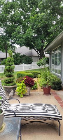 5070 Lake Breeze Road, Grove, OK 74344