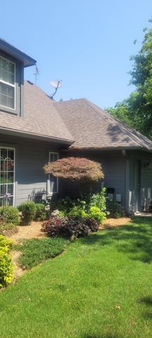 5070 Lake Breeze Road, Grove, OK 74344