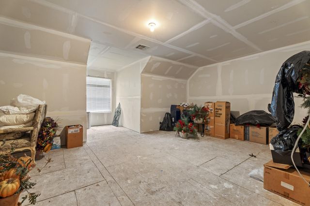 5070 Lake Breeze Road, Grove, OK 74344