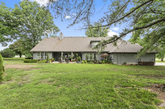 5070 Lake Breeze Road, Grove, OK 74344