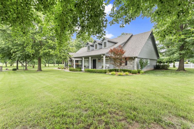 5070 Lake Breeze Road, Grove, OK 74344