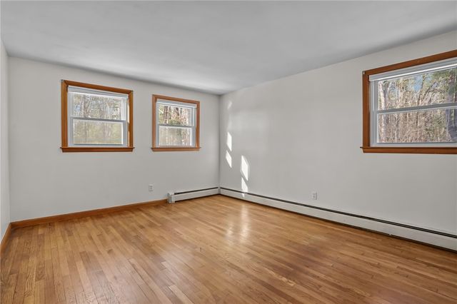 370 Maple Valley Road, Coventry, RI 02816