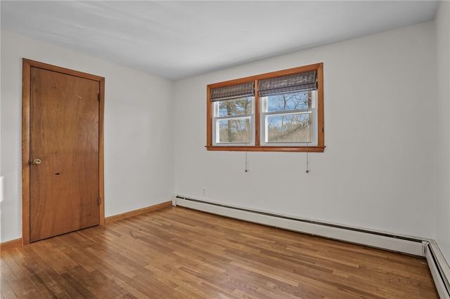 370 Maple Valley Road, Coventry, RI 02816