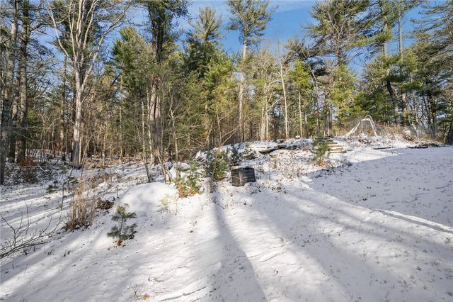 370 Maple Valley Road, Coventry, RI 02816