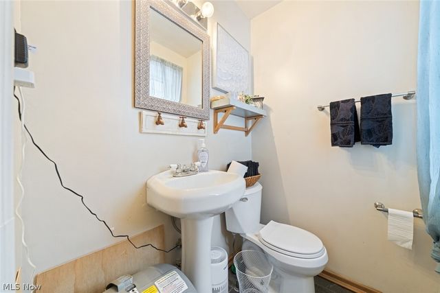 4950 Harris Road, Broadview Heights, OH 44147