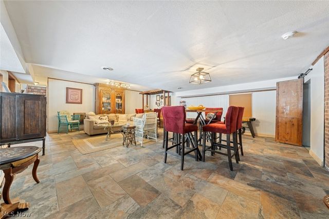 4950 Harris Road, Broadview Heights, OH 44147