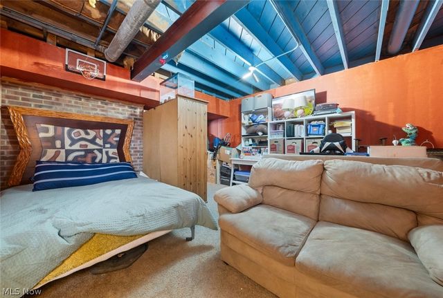 4950 Harris Road, Broadview Heights, OH 44147