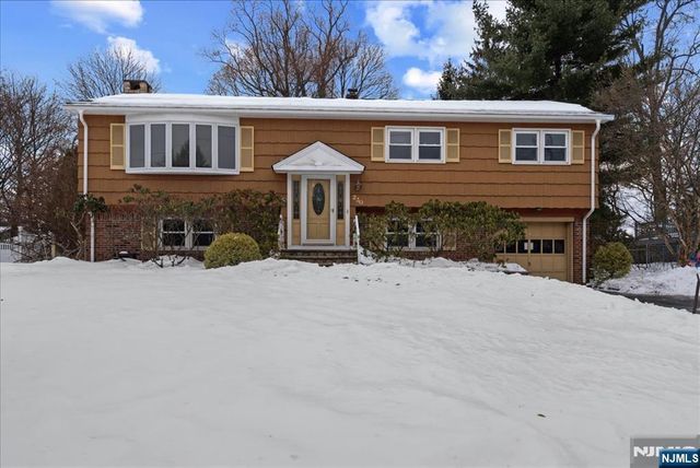 230 Orchard Drive, Mahwah, NJ 07430