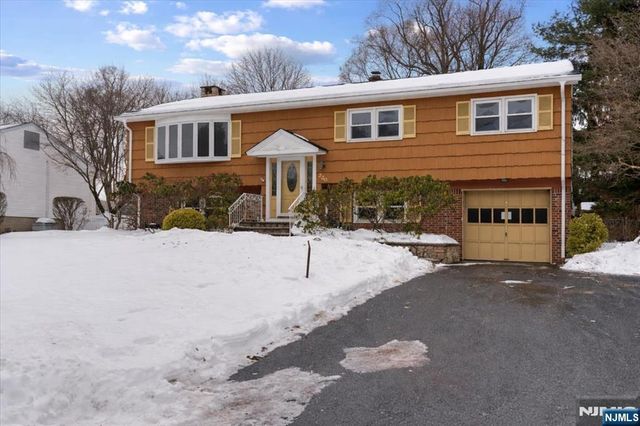 230 Orchard Drive, Mahwah, NJ 07430