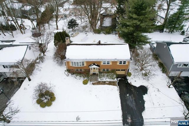 230 Orchard Drive, Mahwah, NJ 07430