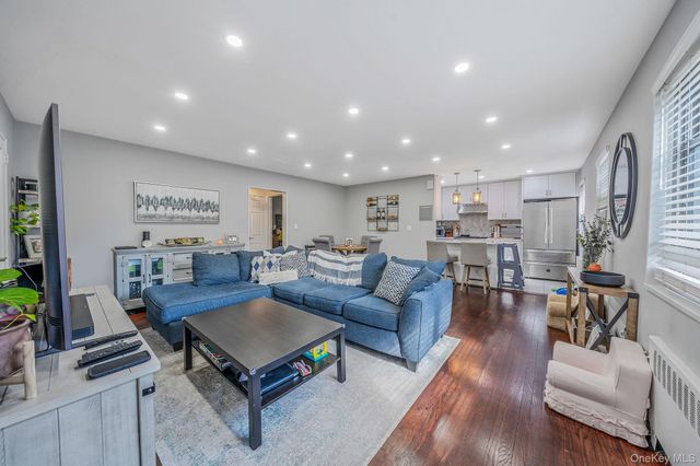 160-21 16th Avenue 6253, Whitestone, NY 11357