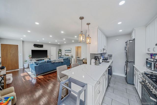 160-21 16th Avenue 6253, Whitestone, NY 11357