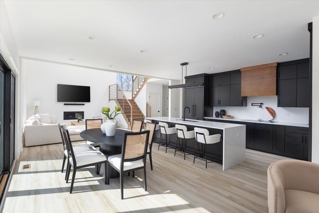 26009 W Forrester Drive, Plainfield, IL 60585