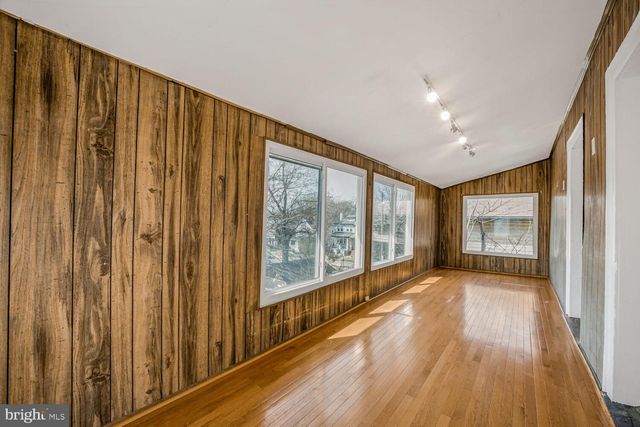 3216 22ND ST NE, Washington, DC 20018