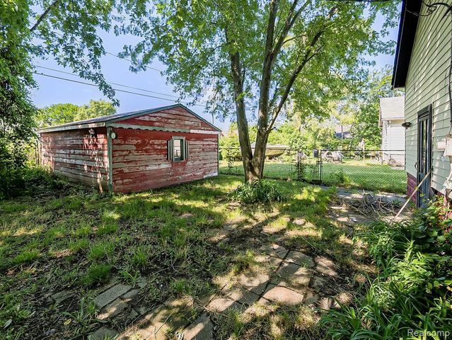 7681 Ellsworth Street, Detroit, MI 48238
