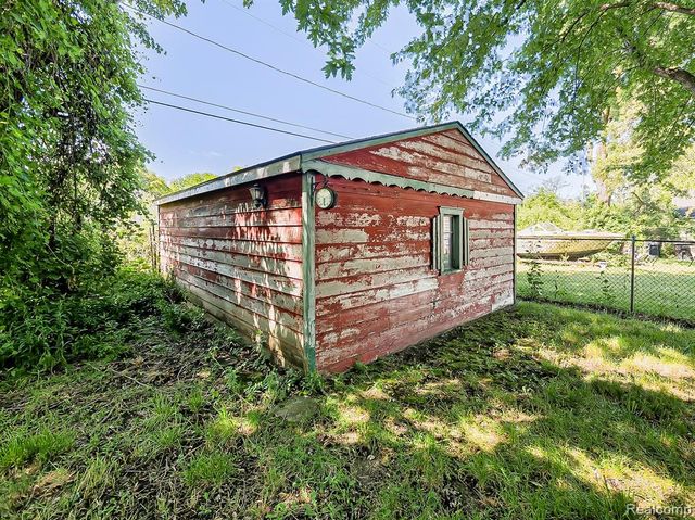 7681 Ellsworth Street, Detroit, MI 48238