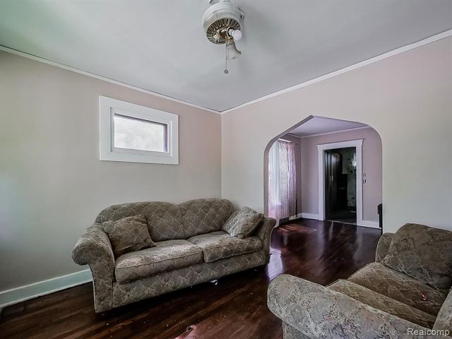 7681 Ellsworth Street, Detroit, MI 48238