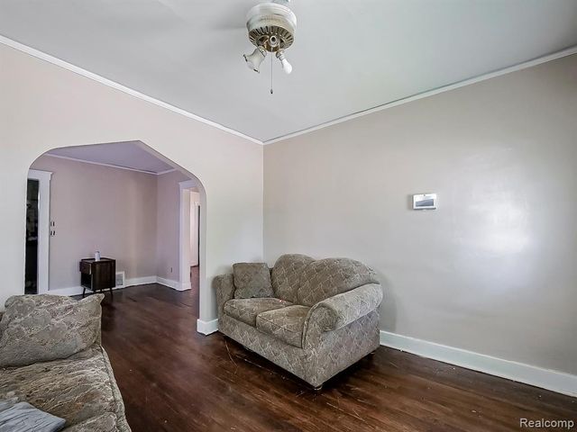 7681 Ellsworth Street, Detroit, MI 48238