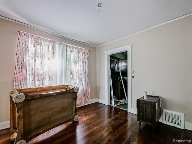 7681 Ellsworth Street, Detroit, MI 48238