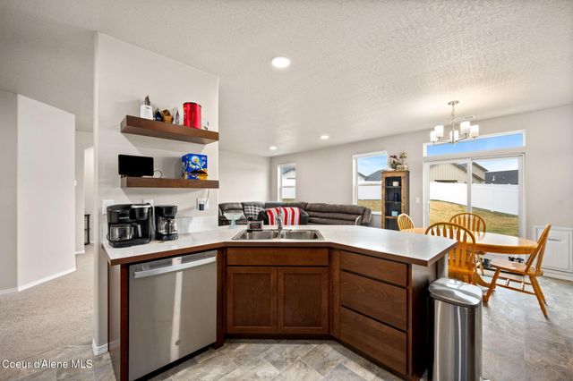 6673 W Frehley WAY, Rathdrum, ID 83858