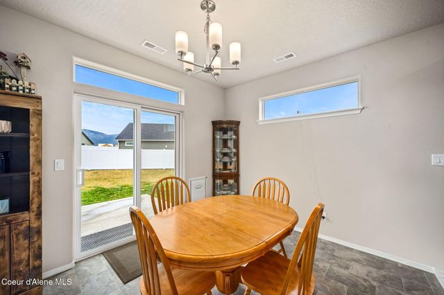 6673 W Frehley WAY, Rathdrum, ID 83858