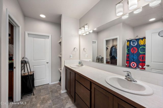 6673 W Frehley WAY, Rathdrum, ID 83858