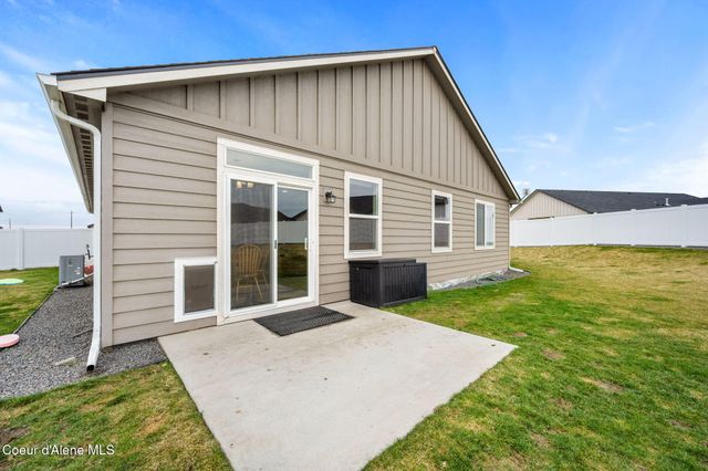 6673 W Frehley WAY, Rathdrum, ID 83858
