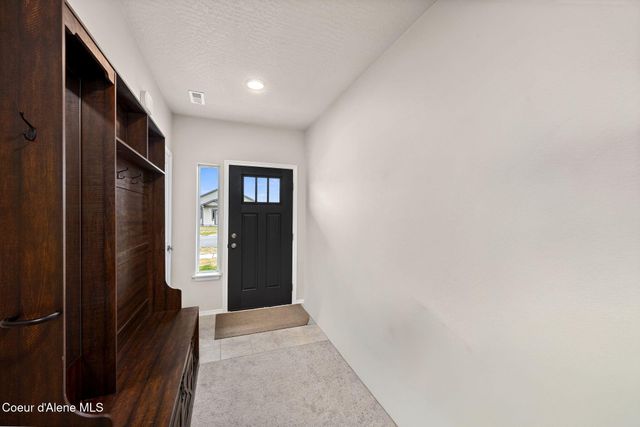 6673 W Frehley WAY, Rathdrum, ID 83858