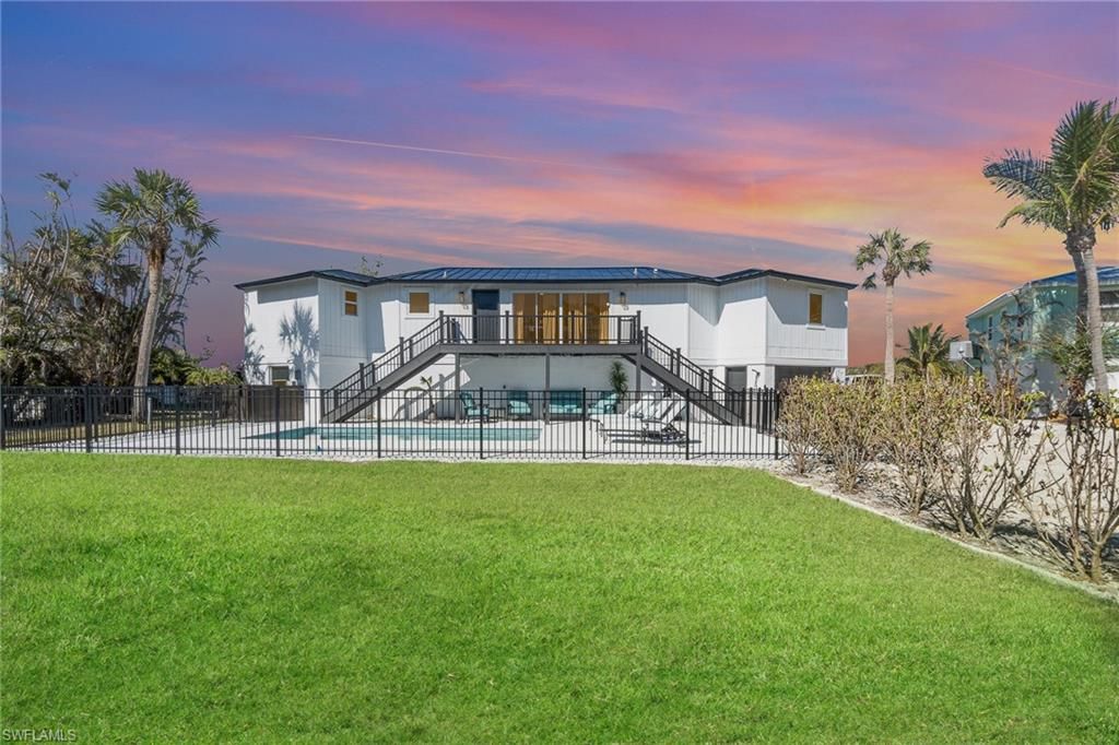 1720 Middle Gulf DR, SANIBEL, FL 33957 — exterior