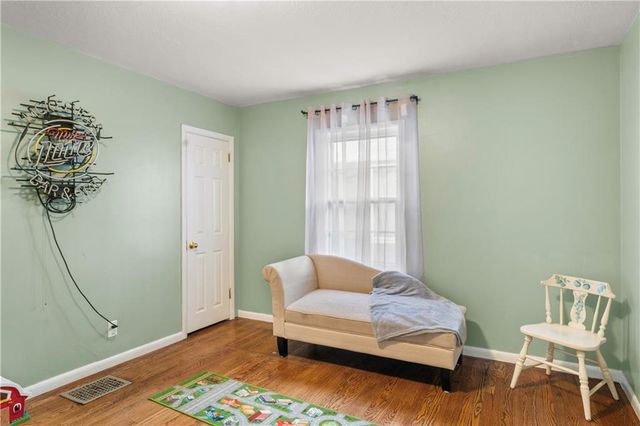 416 Park Avenue, Kansas City, MO 64124