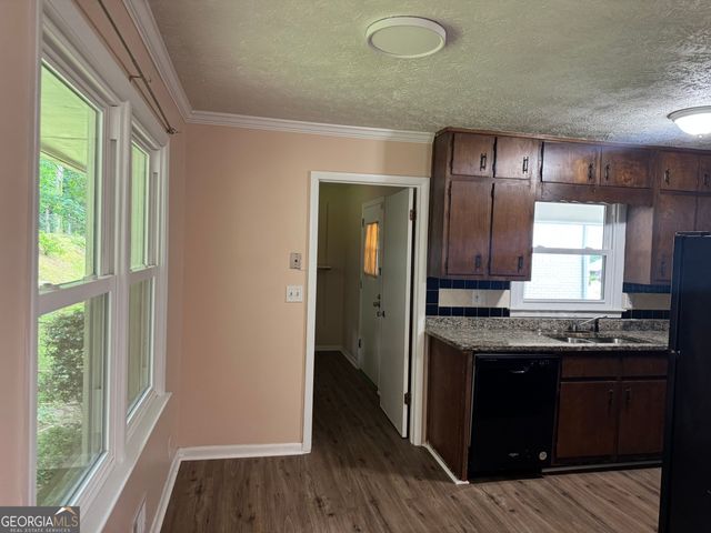 827 San Miguel Drive, Stone Mountain, GA 30083