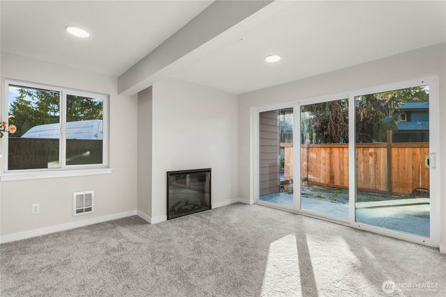 12600 57th Avenue S #B104, Seattle, WA 98178