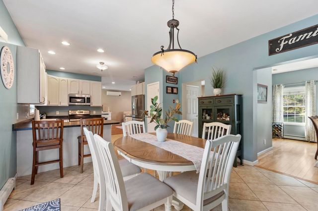 677 Franklin Rd, Fitchburg, MA 01420