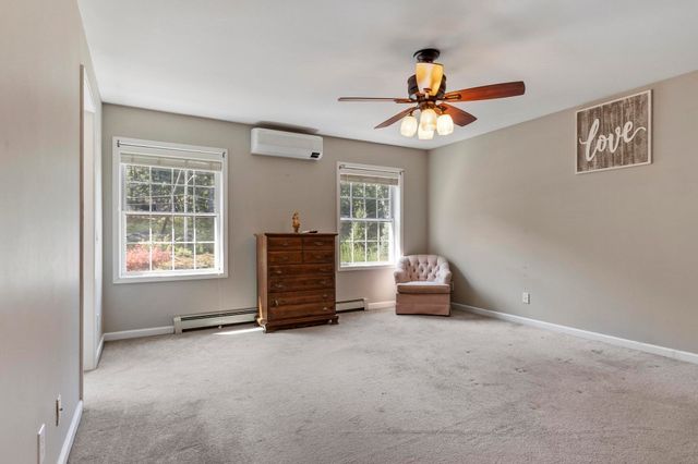 677 Franklin Rd, Fitchburg, MA 01420