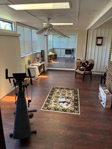 2777 HACKS CROSS RD, Germantown, TN 38138