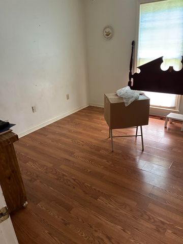 2777 HACKS CROSS RD, Germantown, TN 38138
