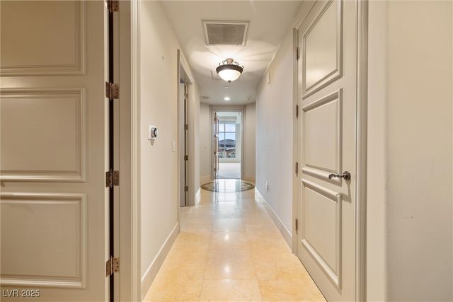 9103 Alta Drive 207, Las Vegas, NV 89145