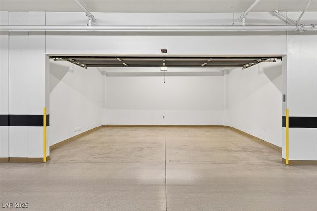 9103 Alta Drive 207, Las Vegas, NV 89145