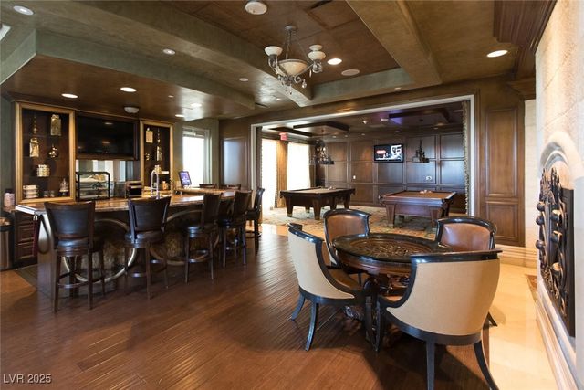 9103 Alta Drive 207, Las Vegas, NV 89145