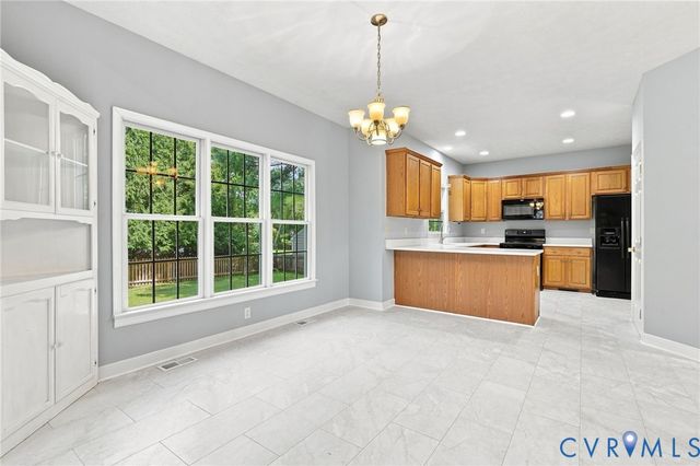 9423 Sir Michael Ln, Mechanicsville, VA 23116