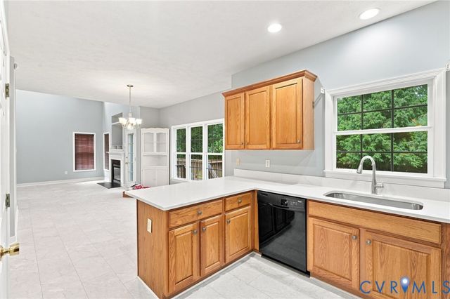 9423 Sir Michael Ln, Mechanicsville, VA 23116