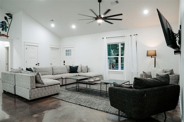 1803 Lazy L Street, Rogers, AR 72758