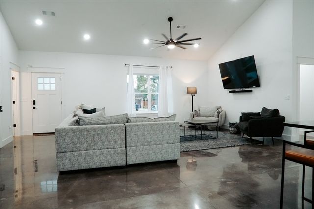 1803 Lazy L Street, Rogers, AR 72758