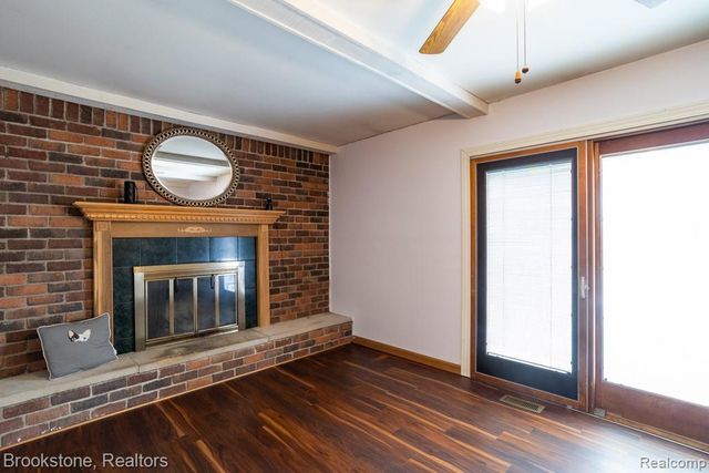 855 Illinois Street, Marysville, MI 48040