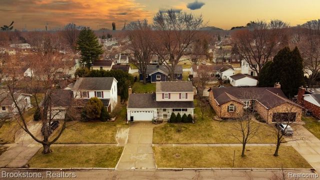 855 Illinois Street, Marysville, MI 48040